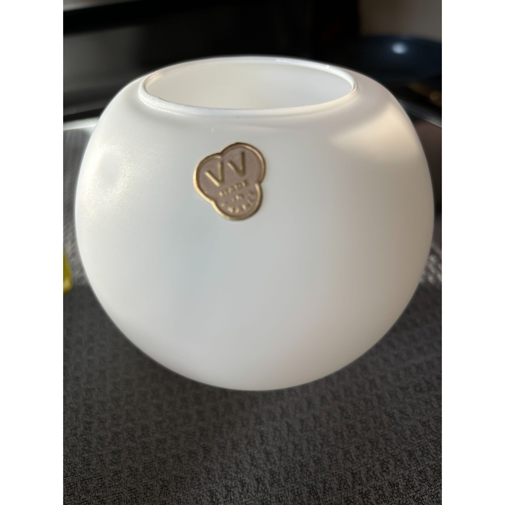 V V Made In France Vintage White Frosted Glass Sphere Globe Lamp Shades Set of 4 - Picture 3 of 5
